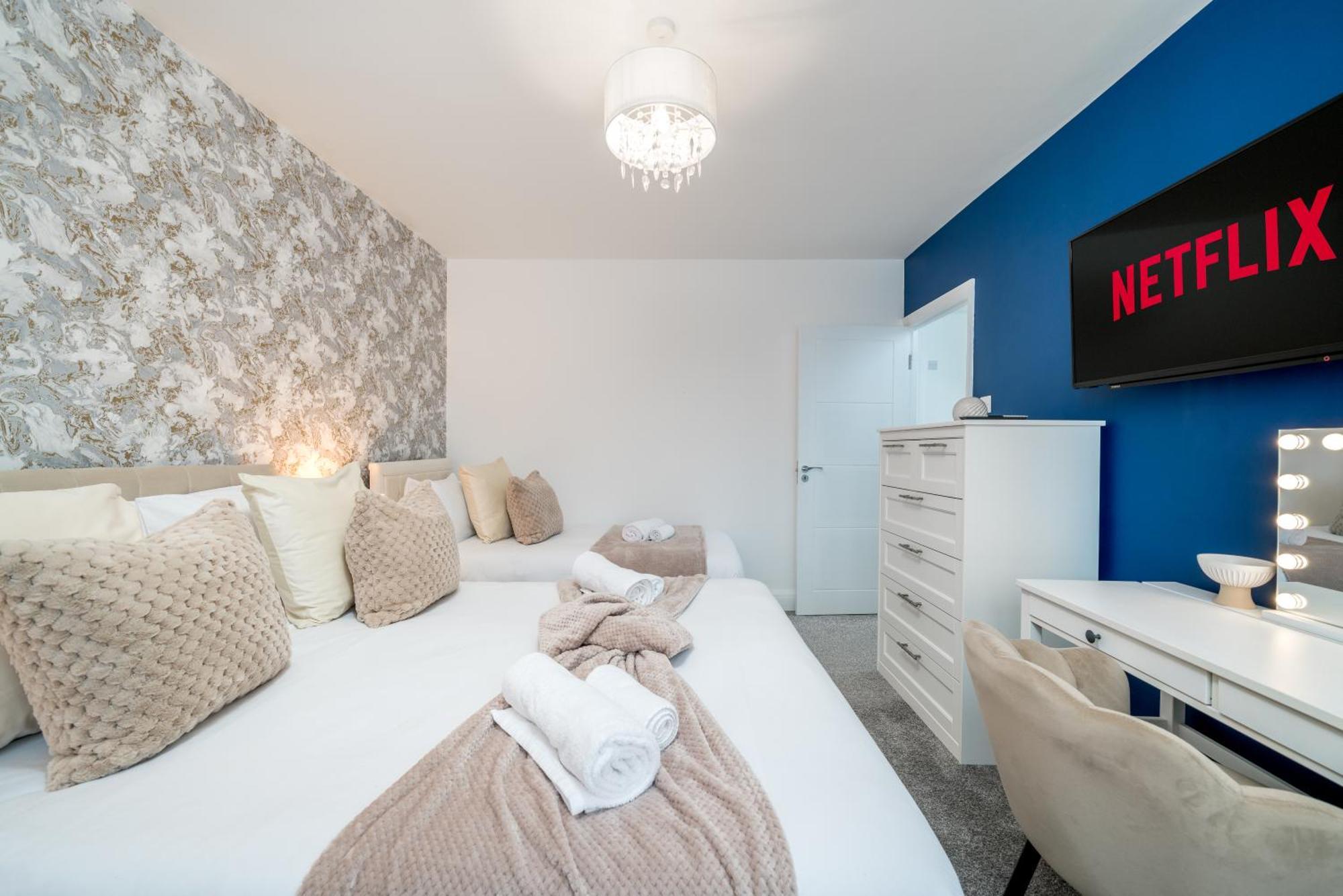 Lux 3Bed Near Wembley With Parking By Oceana Group - Sleeps 8 Appartement Harrow Buitenkant foto